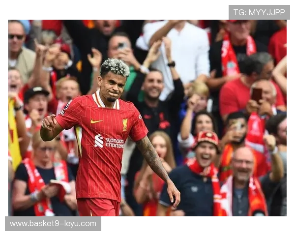 葡萄牙铁卫迪亚斯稳固后防新焦点